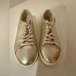 Women's Cream Sneakers